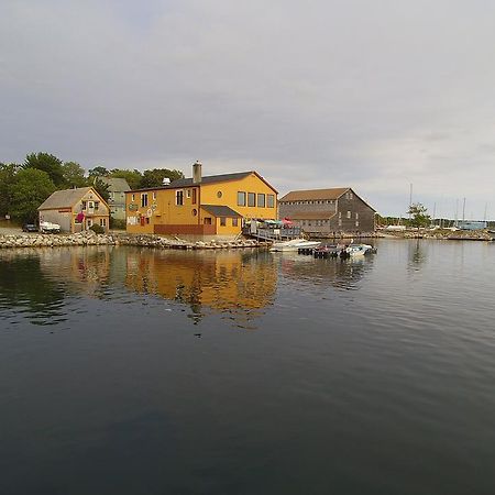 Inner Harbor Inn Shelburne Extérieur photo